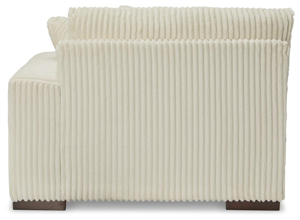 Lindyn Sectional - MI Hometown Furnishings (MI)*