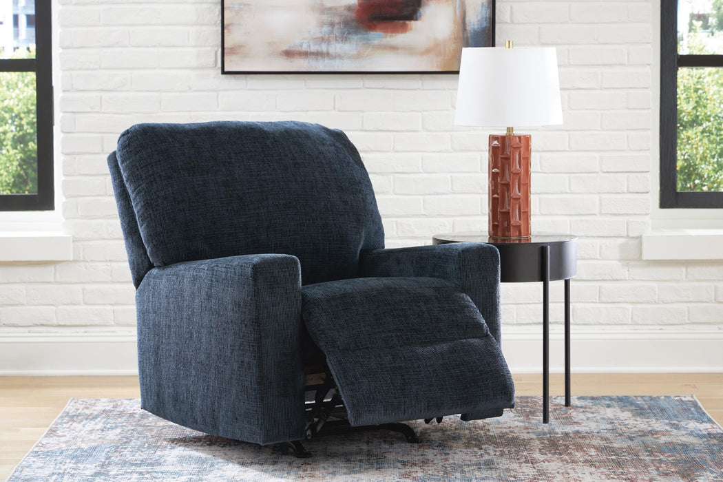 Aviemore Recliner - MI Hometown Furnishings (MI)*
