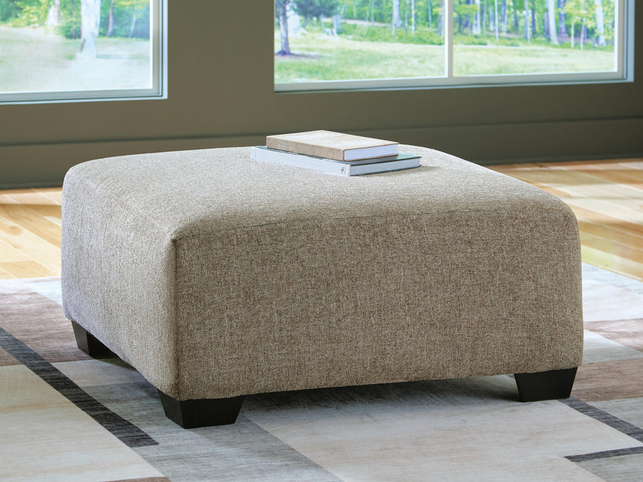 Newellen Oversized Accent Ottoman - MI Hometown Furnishings (MI)*