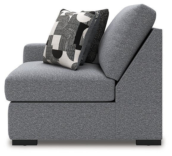 Bealton Sectional - MI Hometown Furnishings (MI)*