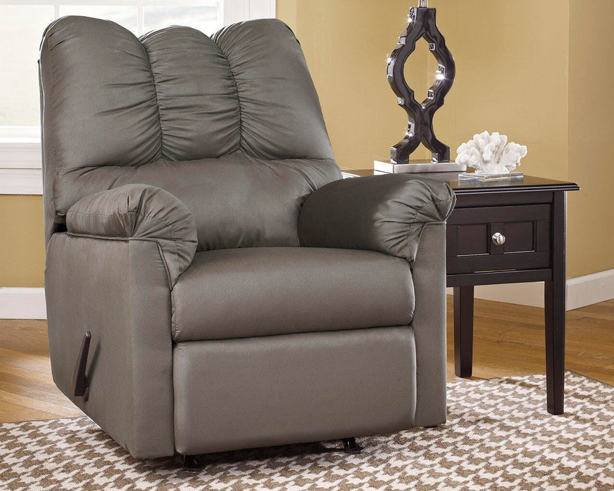 Darcy Recliner - MI Hometown Furnishings (MI)*