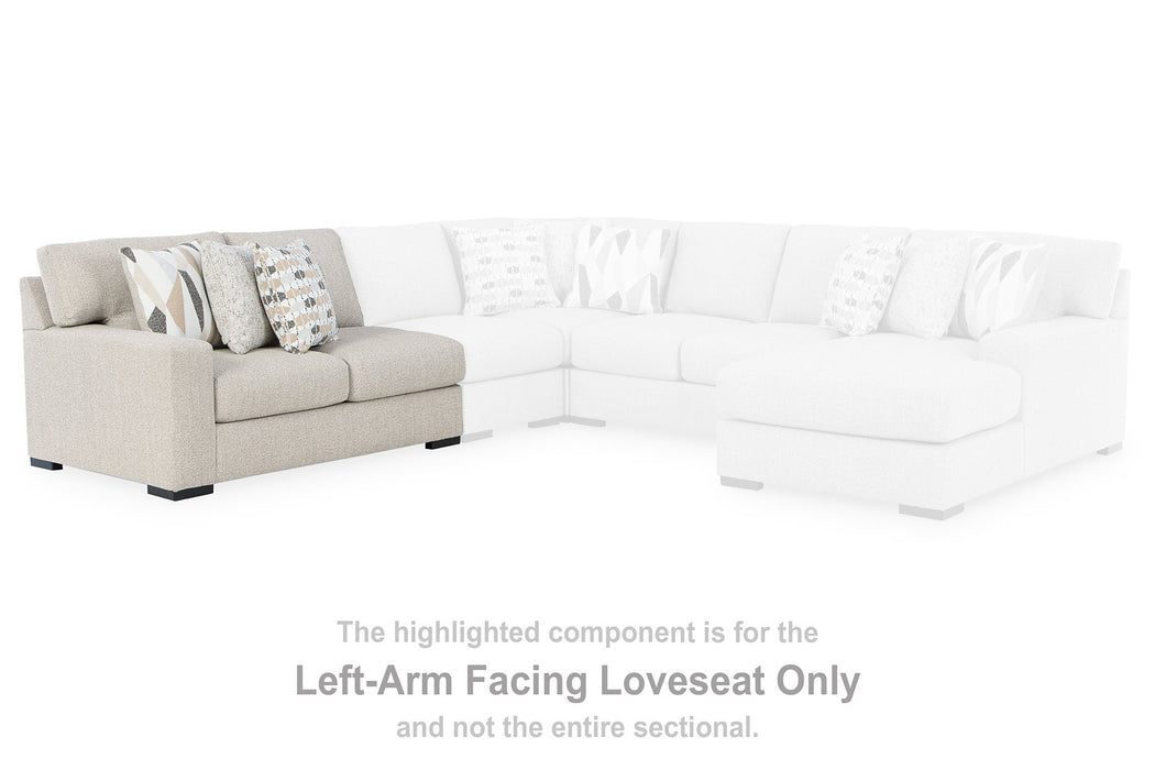 Laurelgrove Sectional with Chaise