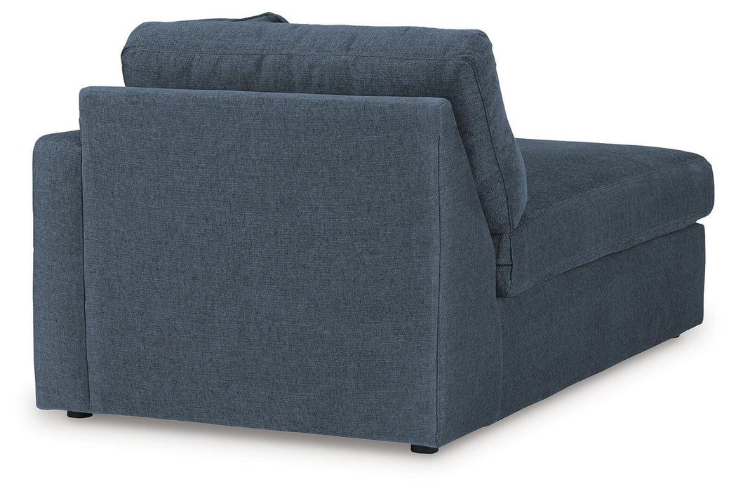 Modmax 5 Piece Sectional with Audio Console - MI Hometown Furnishings (MI)*