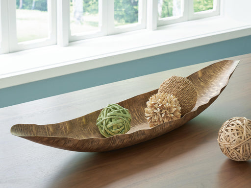 Wystenburg Tray - MI Hometown Furnishings (MI)*