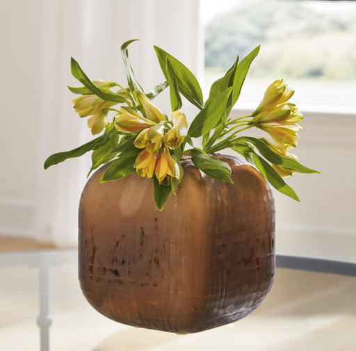 Capard Vase - MI Hometown Furnishings (MI)*