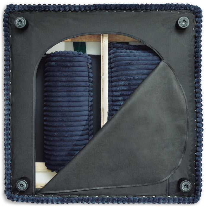 Bales Accent Chair - MI Hometown Furnishings (MI)*