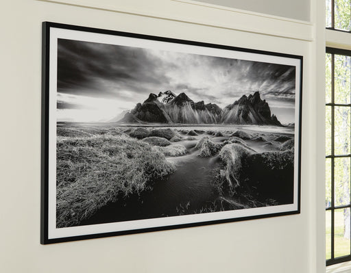 Delstone Wall Art - MI Hometown Furnishings (MI)*