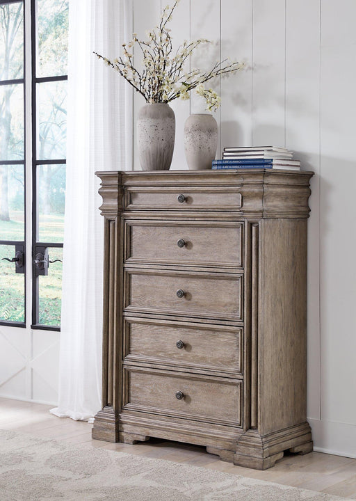 Blairhurst Chest of Drawers - MI Hometown Furnishings (MI)*