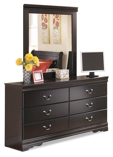 Huey Vineyard Dresser and Mirror - MI Hometown Furnishings (MI)*