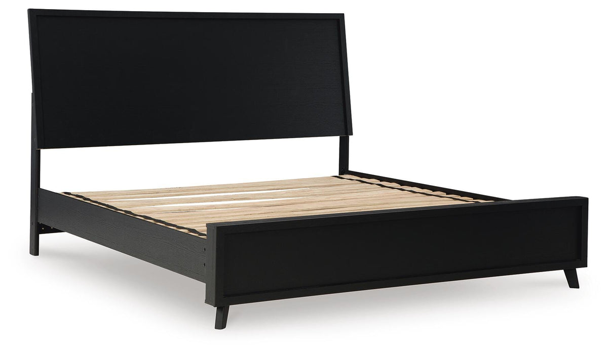 Danziar Bed - MI Hometown Furnishings (MI)*
