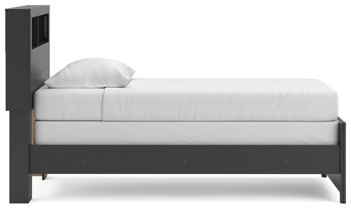 Broachmyn Bed - MI Hometown Furnishings (MI)*