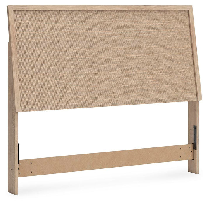 Cielden Bed - MI Hometown Furnishings (MI)*