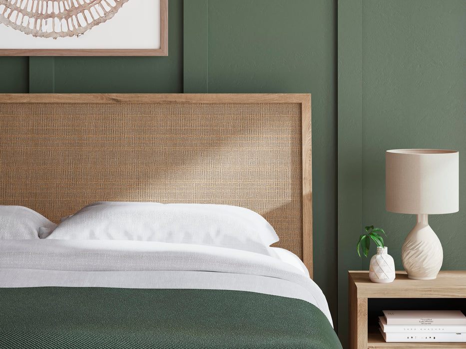 Cielden Bed - MI Hometown Furnishings (MI)*