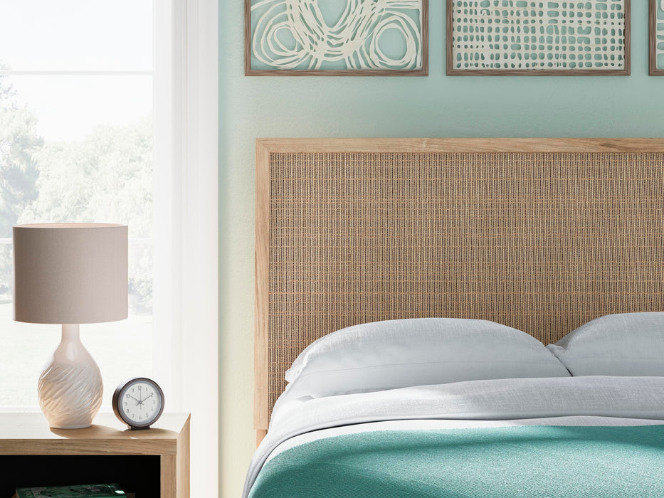 Cielden Bed - MI Hometown Furnishings (MI)*