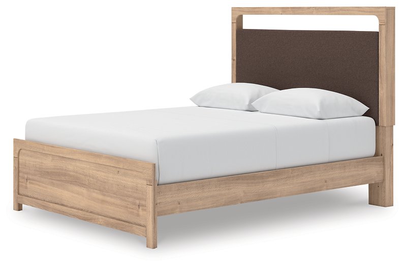 Kinlanni Upholstered Bed - MI Hometown Furnishings (MI)*