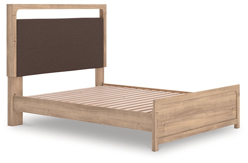 Kinlanni Upholstered Bed - MI Hometown Furnishings (MI)*