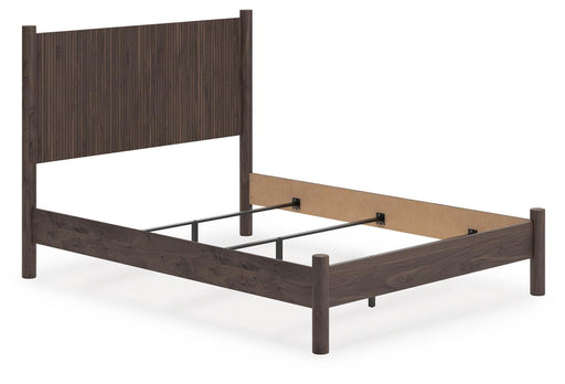 Pamytta Bed - MI Hometown Furnishings (MI)*