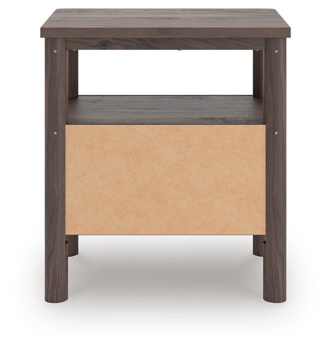 Pamytta Nightstand - MI Hometown Furnishings (MI)*
