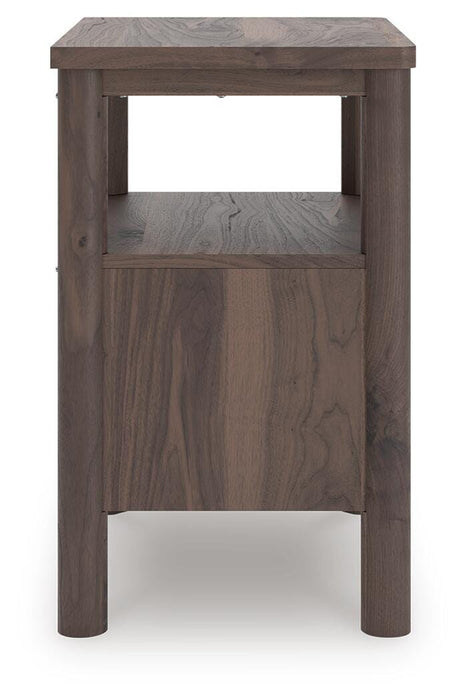 Pamytta Nightstand - MI Hometown Furnishings (MI)*