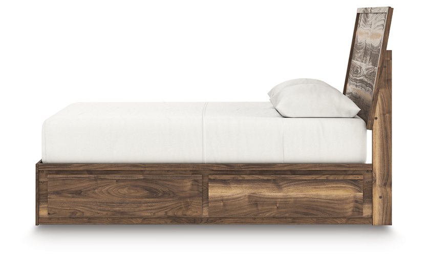 Chirason Bed - MI Hometown Furnishings (MI)*