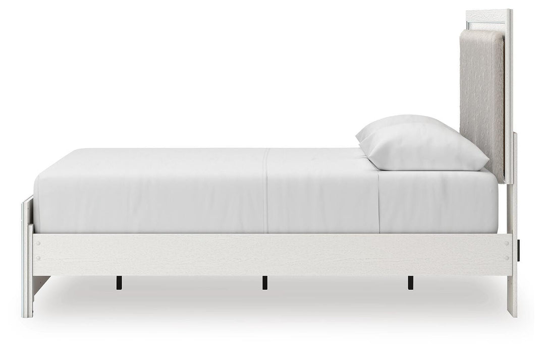 Zuraleus Bed - MI Hometown Furnishings (MI)*