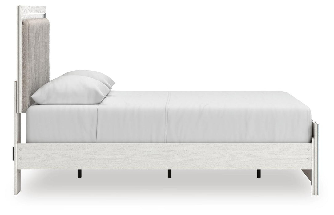 Zuraleus Bed - MI Hometown Furnishings (MI)*