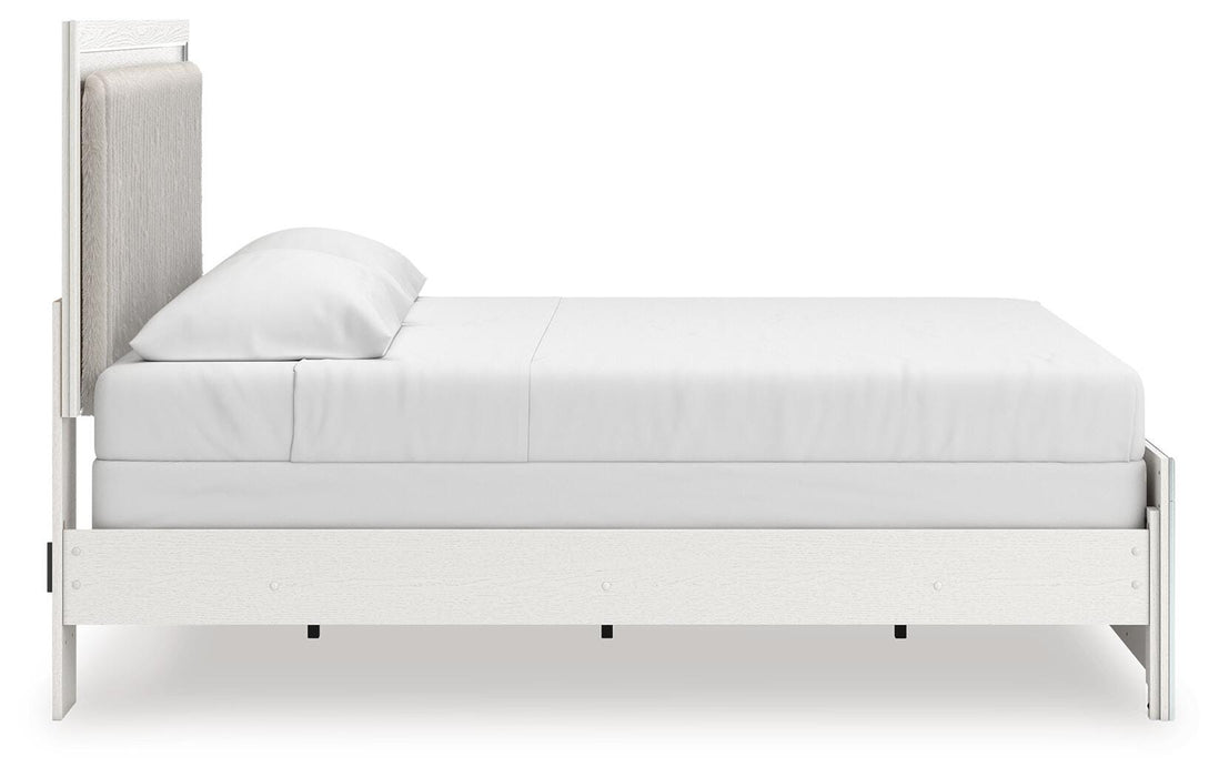 Zuraleus Bed - MI Hometown Furnishings (MI)*