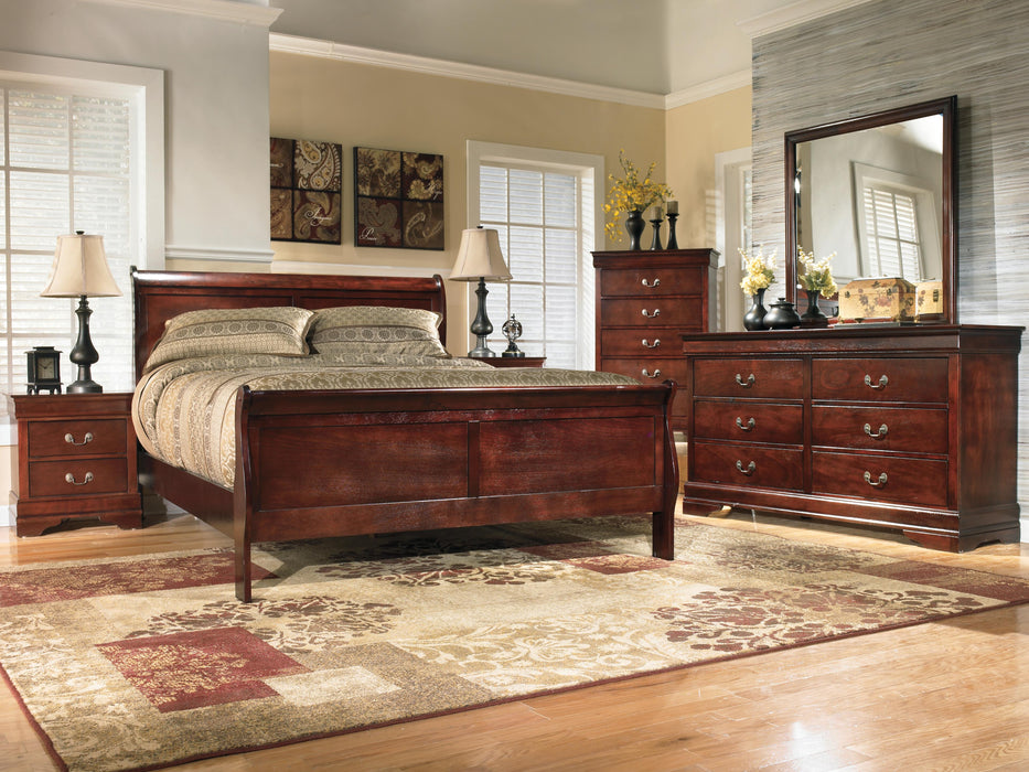 Alisdair Dresser and Mirror - MI Hometown Furnishings (MI)*