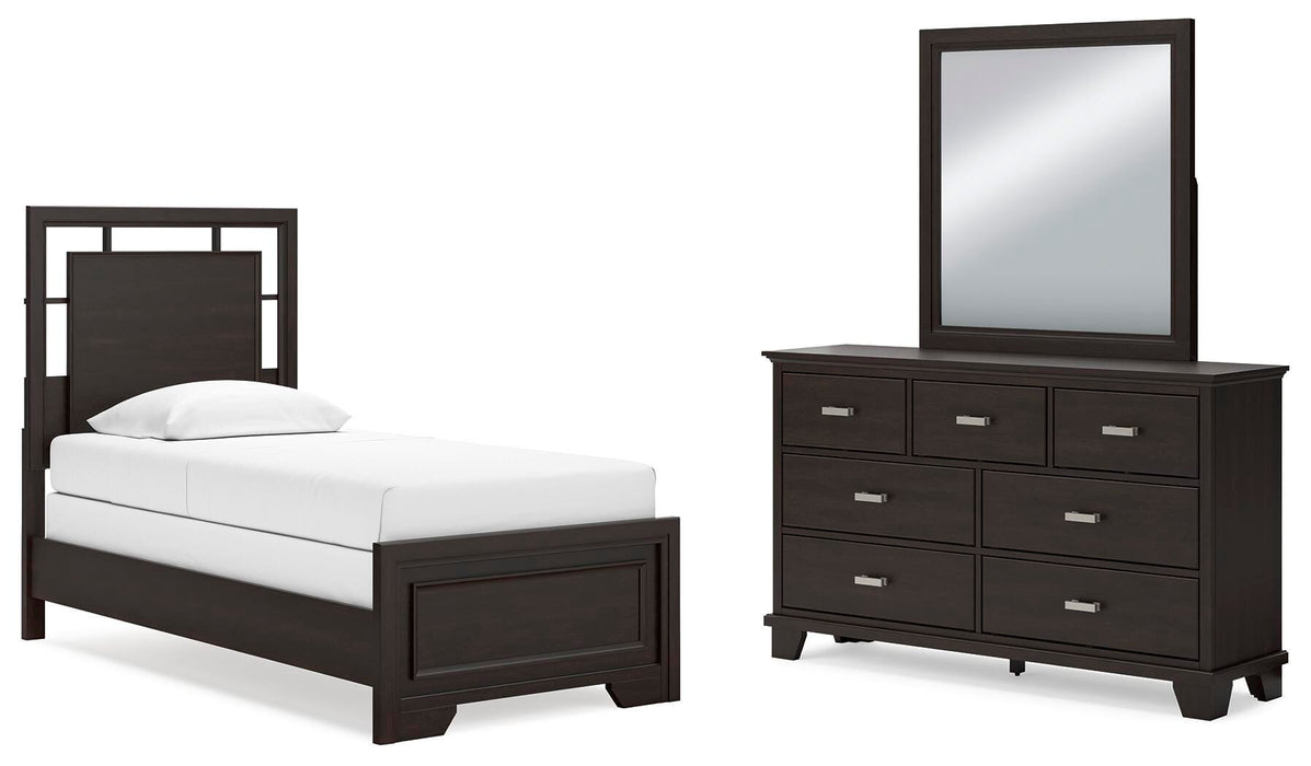 Covetown Bedroom Package - MI Hometown Furnishings (MI)*