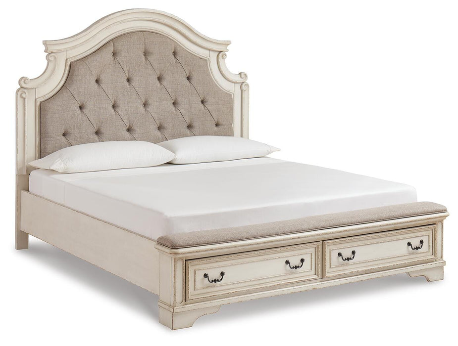 Realyn Upholstered Bed - MI Hometown Furnishings (MI)*