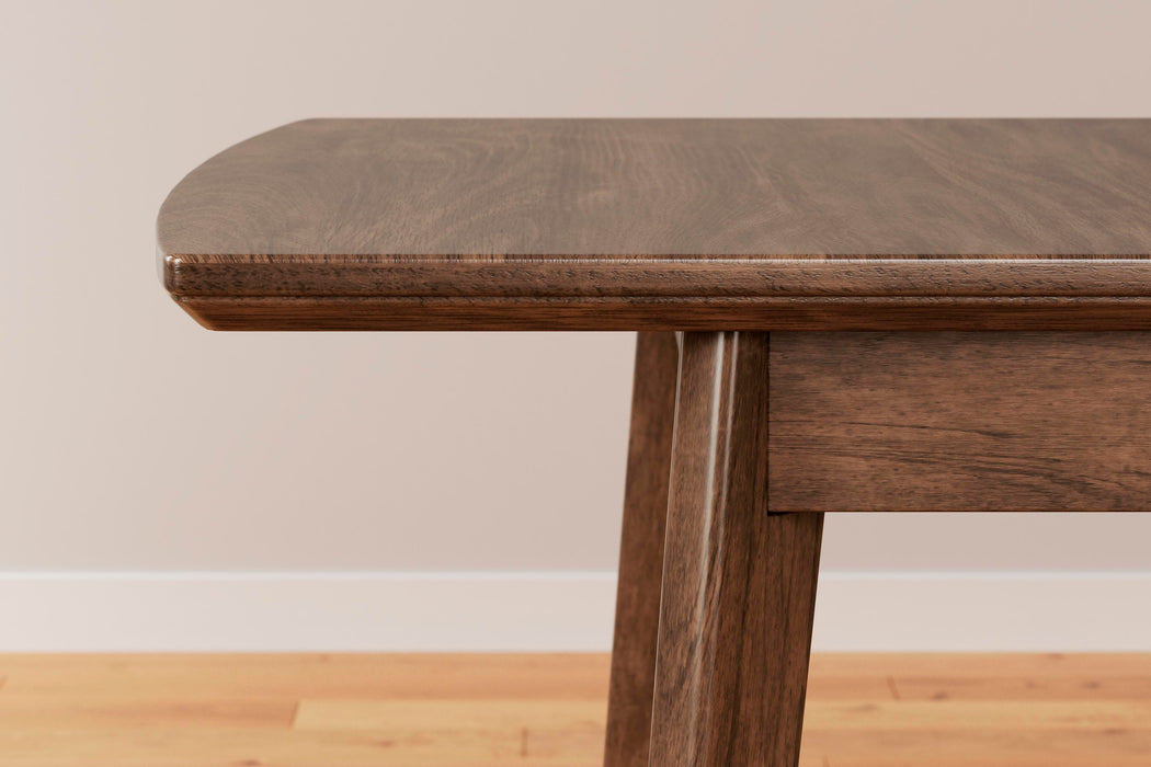 Lyncott Dining Room Set - MI Hometown Furnishings (MI)*