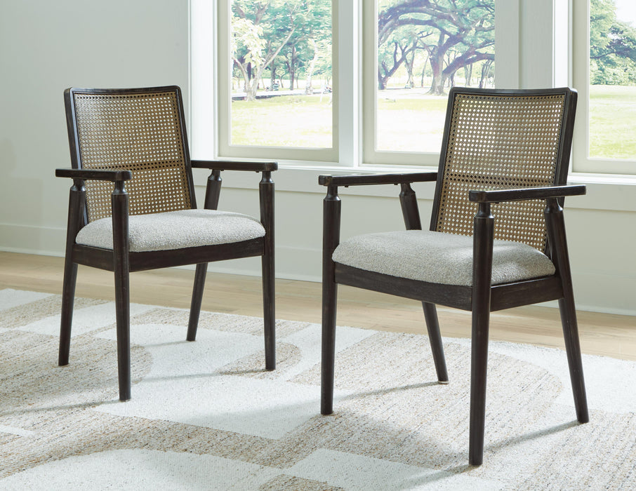 Galliden Dining Arm Chair - MI Hometown Furnishings (MI)*
