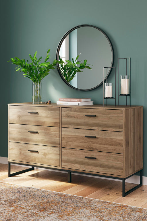 Deanlow Dresser - MI Hometown Furnishings (MI)*