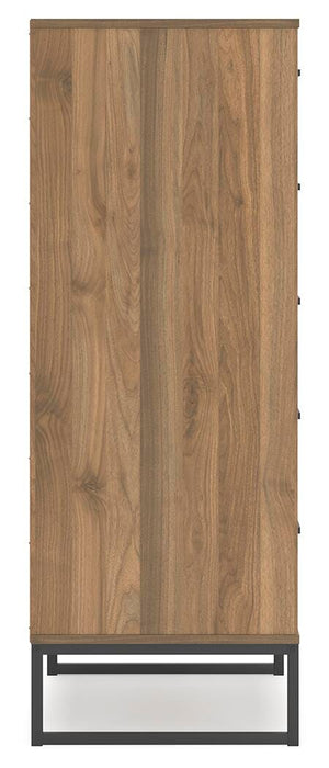 Deanlow Chest of Drawers - MI Hometown Furnishings (MI)*