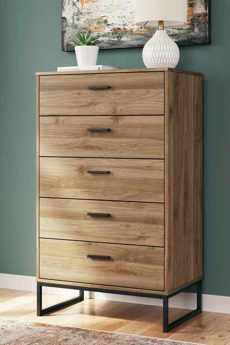 Deanlow Chest of Drawers - MI Hometown Furnishings (MI)*
