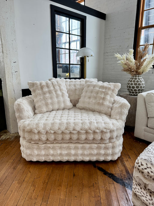 Lovebird Swivel Chair - MI Hometown Furnishings (MI)*