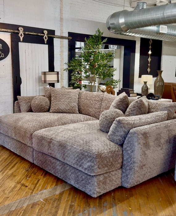 Stay Awhile Double Chaise