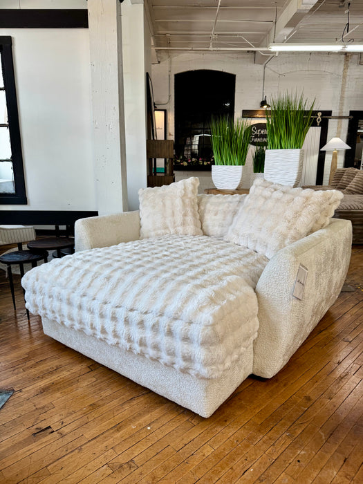 AC Diamante Chair 1/2 Chaise - MI Hometown Furnishings (MI)*