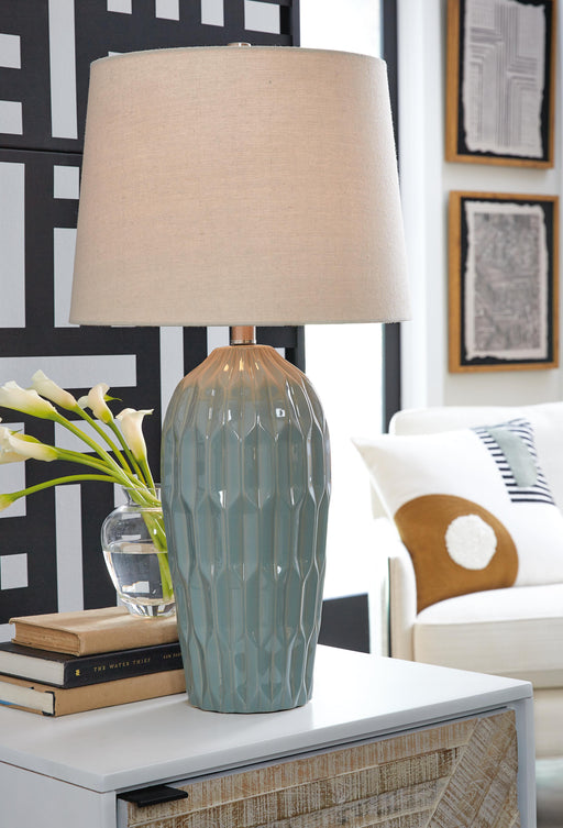 Hadbury Table Lamp (Set of 2) - MI Hometown Furnishings (MI)*
