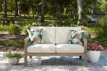 Barn Cove 4-Piece Outdoor Seating Package