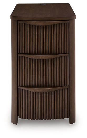 Camdill Chairside End Table - MI Hometown Furnishings (MI)*