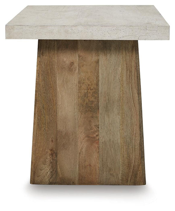 Brendalhouse End Table - MI Hometown Furnishings (MI)*