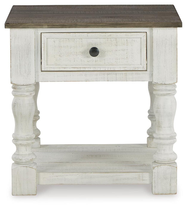 Havalance End Table - MI Hometown Furnishings (MI)*